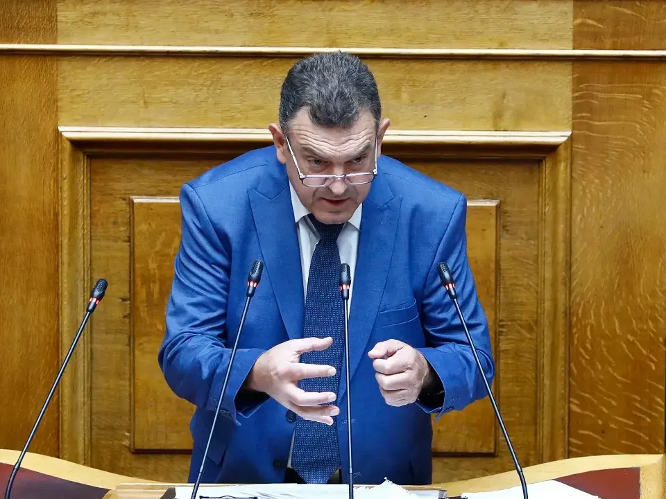 Δικαιοσύνη: ΓΙΟΡΤΗ ΤΗΣ ΔΗΜΟΚΡΑΤΊΑΣ; Ή μήπως της παρωδίας;